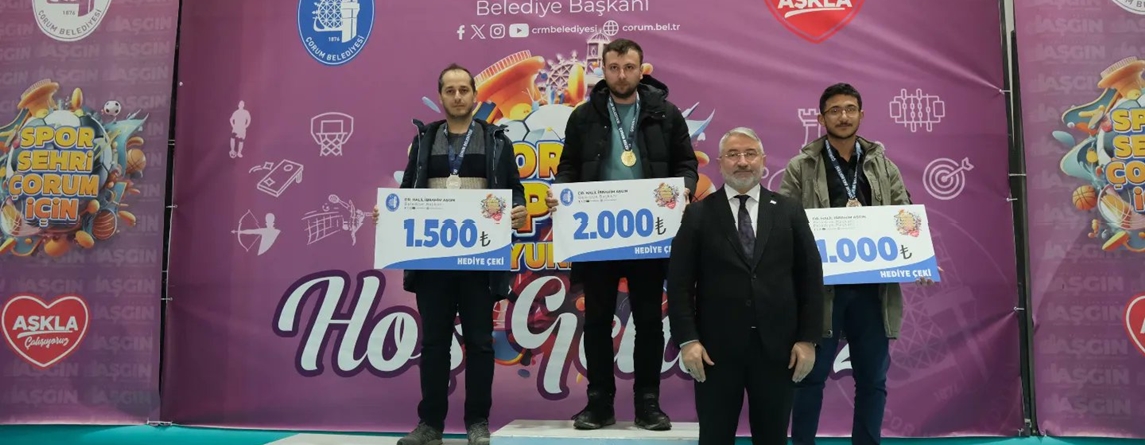 Spor oyunları etkinliğinde ödüller sahiplerini buldu
