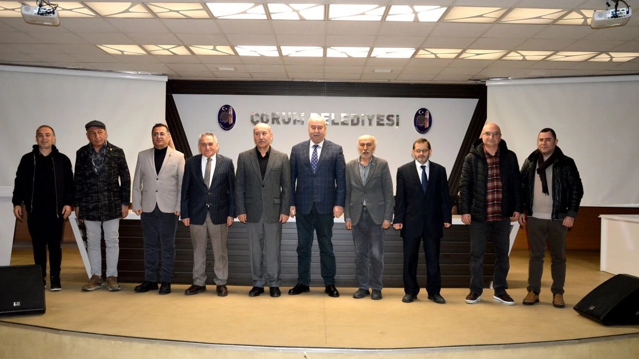 23 YILLIK BAŞKAN BIRAKTI
