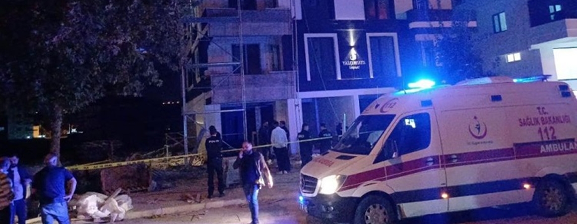 Genç kadın beşinci kattan atladı!