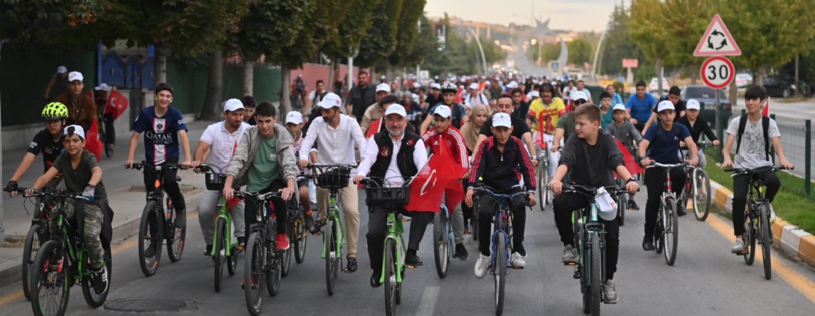 Pedallar sağlıklı yaşam için döndü