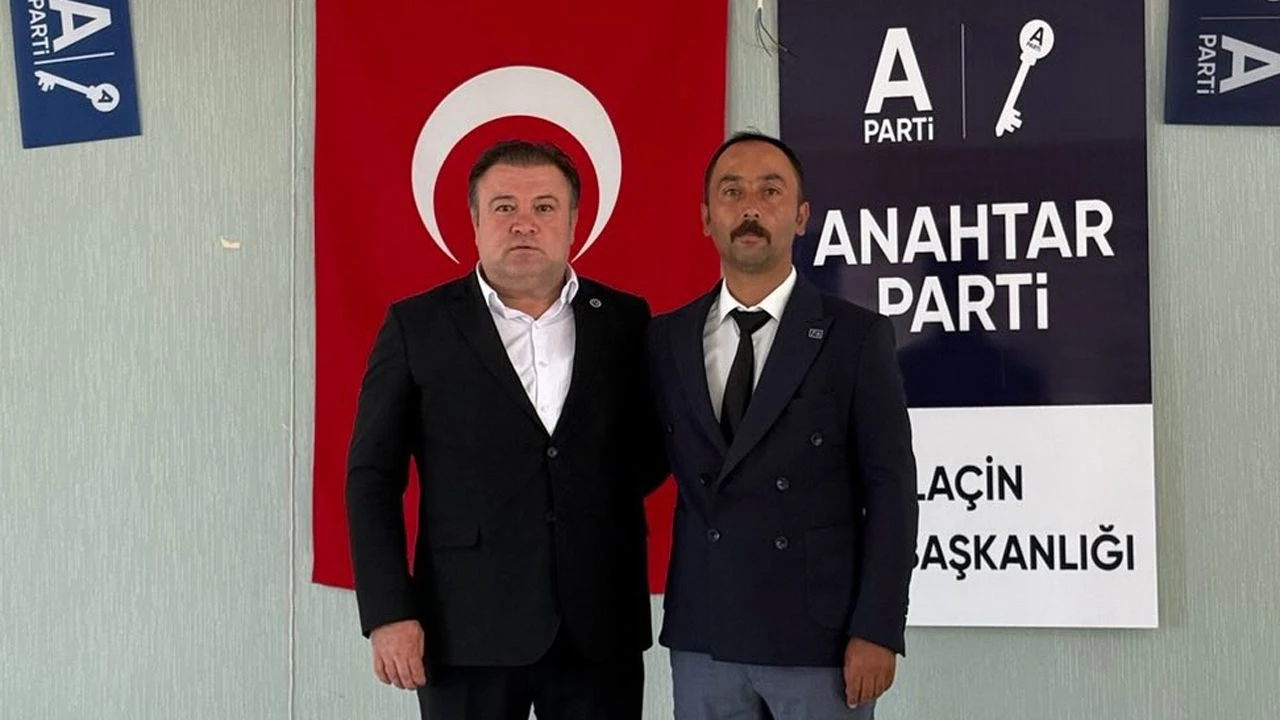 Anahtar Parti Laçin İlçe Başkanlığı’nda Hamit Kuştepe güven tazeledi