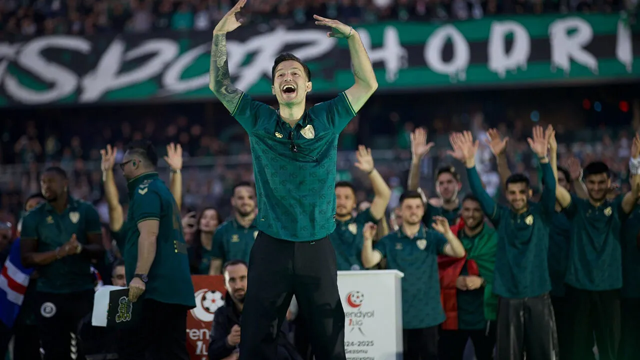 Kocaelispor'a veda etti, Çorum'a imza attı